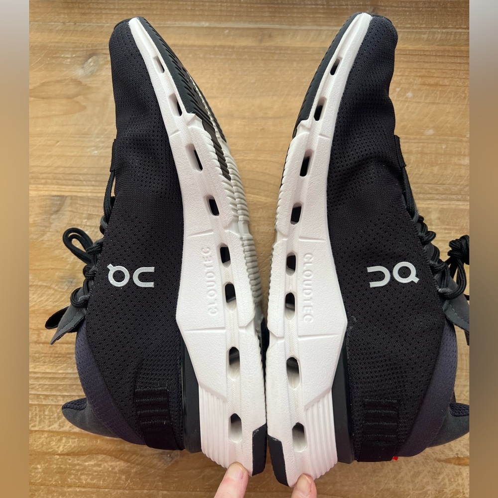 On Cloud Running Cloudnova in Phantom/White Women’s Size 9.5 - Picture 7 of 13